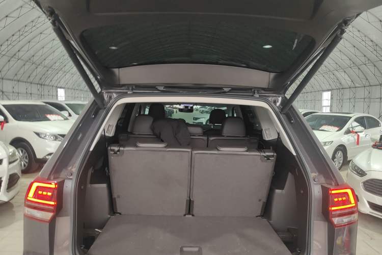 Used Volkswagen Teramont 2019 330TSI Two-Wheel-Drive Luxury Edition China VI Standard