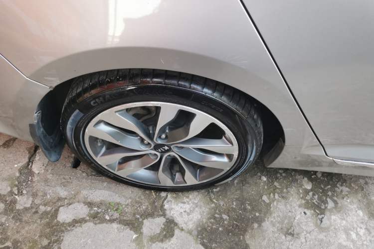 Used Kia K5 2015 2.0L Automatic LUX