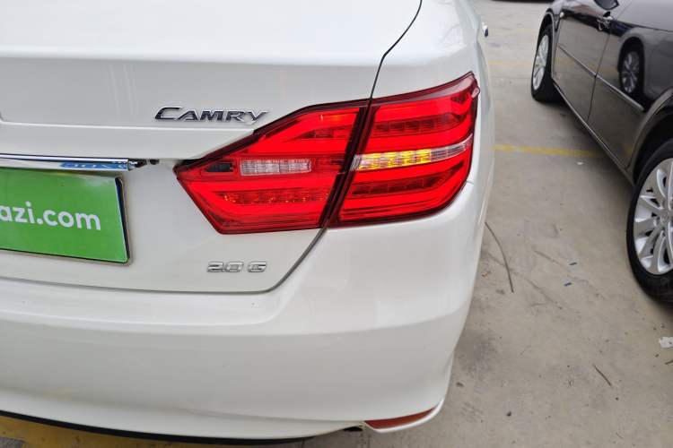 Used Toyota Camry 2015 2.0G Premier Edition