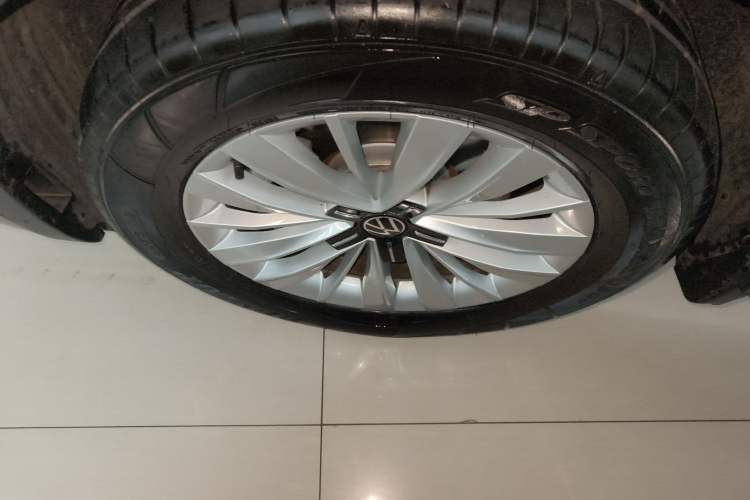 Used Volkswagen Viloran 2024 330TSI Business Edition Left Front Wheel Hub