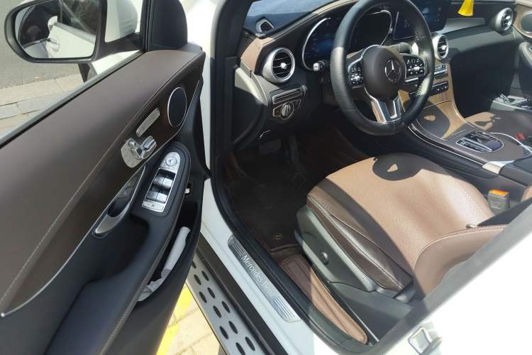 Used Mercedes-Benz GLC 2022 Refreshed GLC 300 L 4MATIC Dynamic Edition Prestige Version Driver Seat