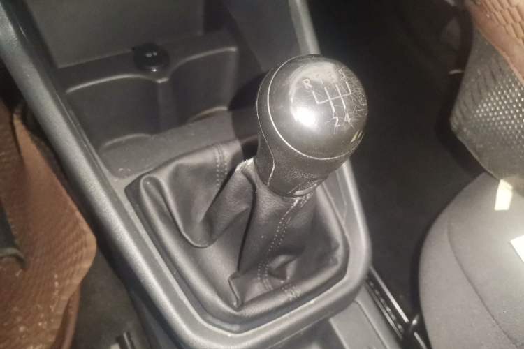 Used Volkswagen Santana 2016 1.6L Manual Fashion Edition