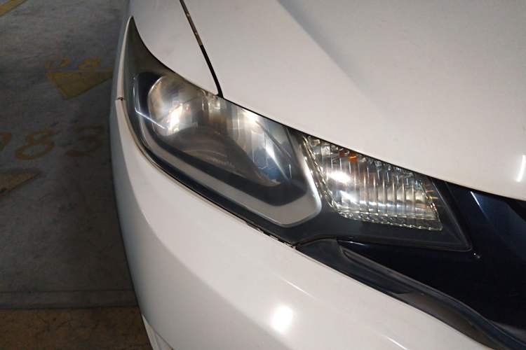 Used Honda Fit 2014 1.5L LX CVT Comfort Model Right Front Headlight