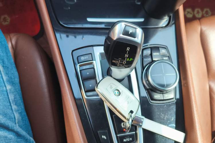 Used BMW 5 Series GT 2013 535i Elegant Edition
