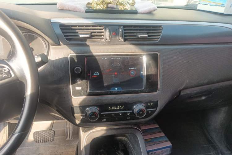 Used Qoros 5 2016 1.6T Automatic Elite Model
