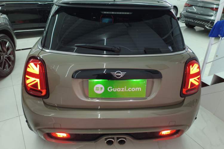 Used MINI MINI 2019 2.0T COOPER S Artist