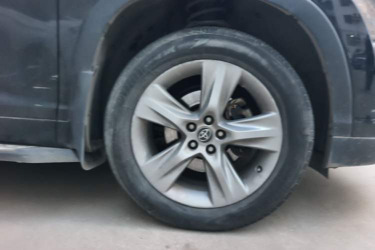 Used Toyota Highlander 2015 2.0T Four-Wheel Drive Luxury Edition 7-Seater