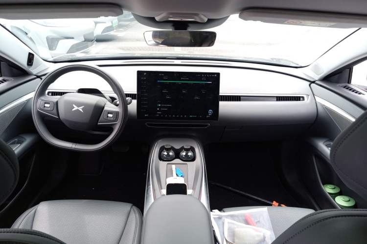 Used XPeng MONA M03 2025 600 with Ultra-Long Range Max
