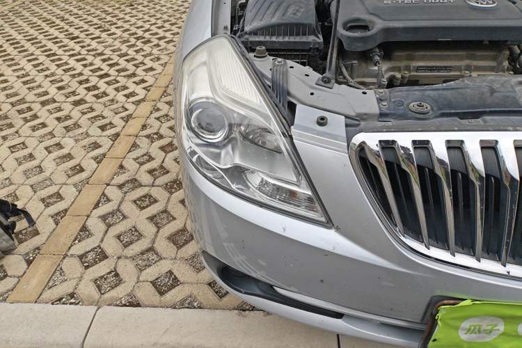 Used Buick Excelle 2013 1.5L Manual Classic Model Right Front Headlight