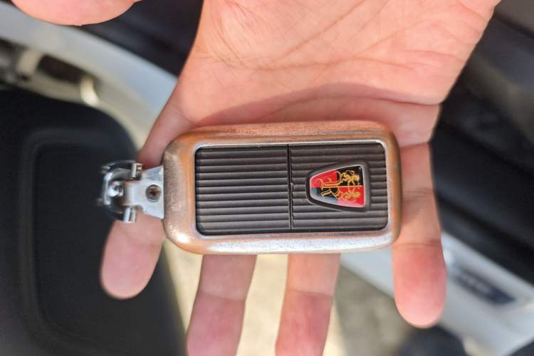 Used Roewe i6 2019 PLUS 1.6L CVT 4G Connected Flagship Deluxe Edition
