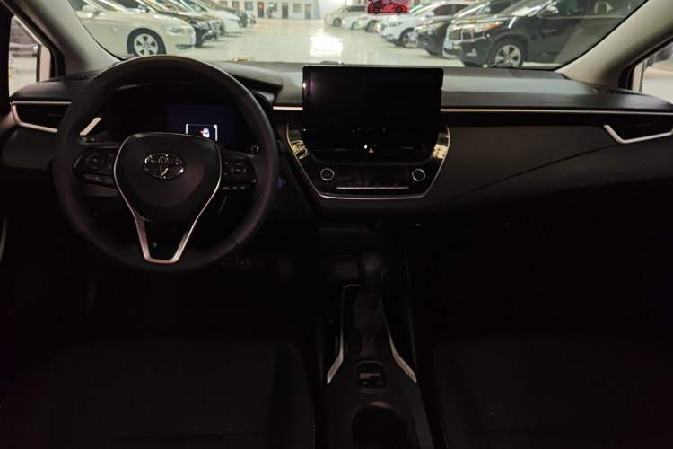 Used Toyota Corolla 2023 1.8L Smart Electric Hybrid Dual-Motor Pioneer Edition
