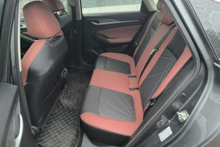 Used CHANGAN Eado 2023 Changan Edition PLUS Blue Whale NE 1.4T GDI DCT Prestige Version Left Rear Seat