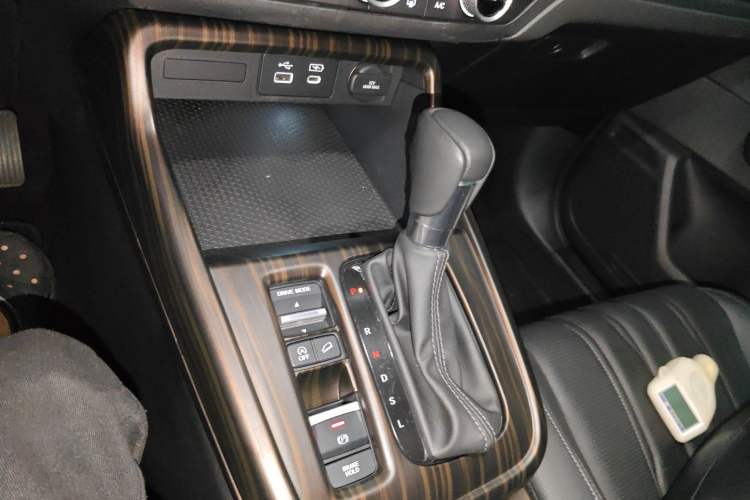 Used Honda Breeze 2023 240TURBO Two-Wheel-Drive Luxury Edition 5 Seats