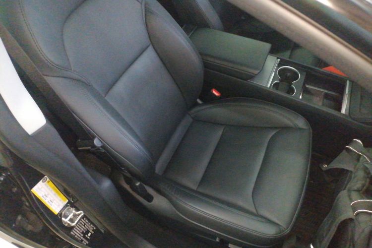 Used Tesla Model 3 2023 Rear-Wheel-Drive Version
