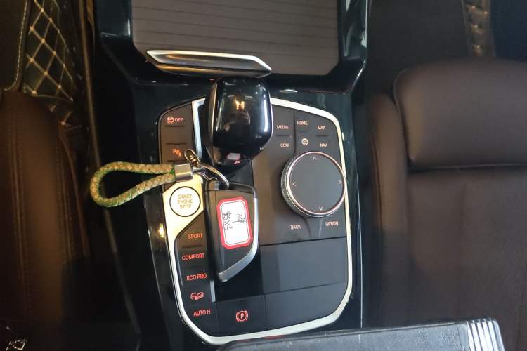 Used BMW X3 2022 Restyled xDrive25i M Sport Package Gear Lever