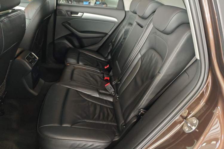 Used Audi Q5 2015 40 TFSI Technology Edition
