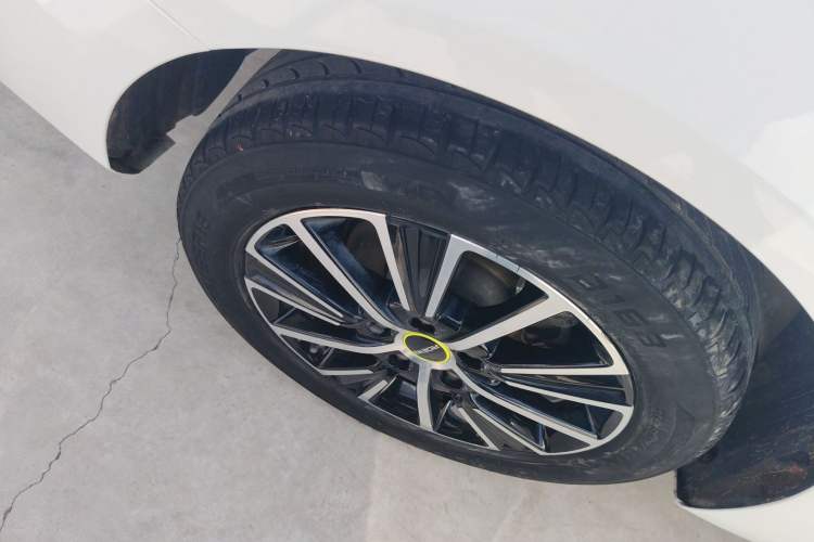 Used Roewe i5 2021 1.5L CVT Platinum Edition
