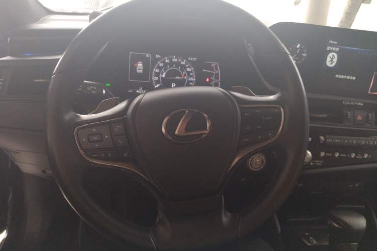 Used Lexus ES 2021 200 Excellence Edition

