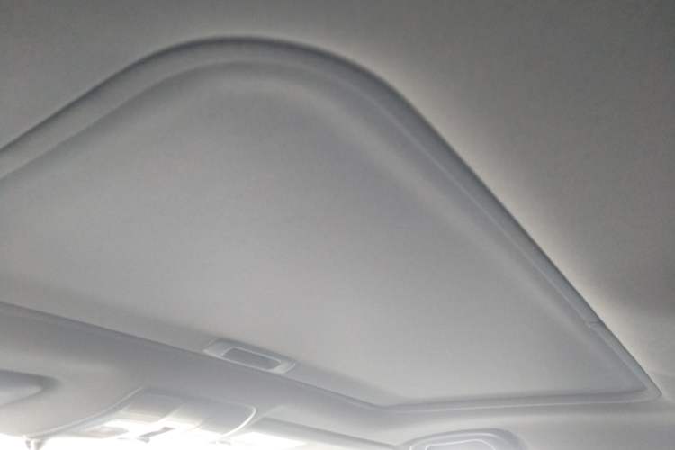 Used Mazda CX-4 2018 2.0L Automatic Two-Wheel Drive Blue Sky Premium Upgrade Version China V Standard