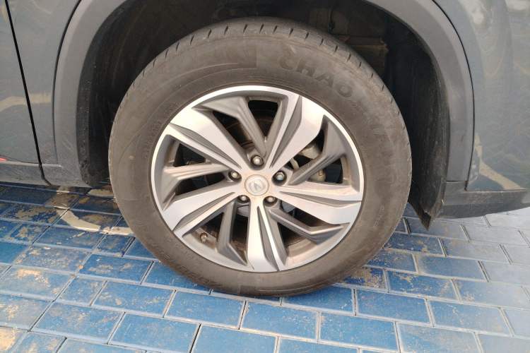 Used CHANGAN CS75 PLUS 2020 1.5T Automatic Luxury Version Right Front Wheel Hub