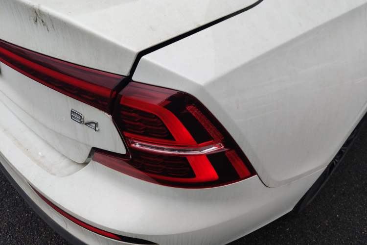 Used Volvo S60 2025 B4 Zhiyuan Luxury Edition Exterior 3