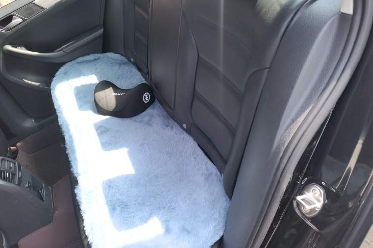 Used Volkswagen Sagitar 2012 1.4TSI Automatic Luxury Edition Left Rear Seat