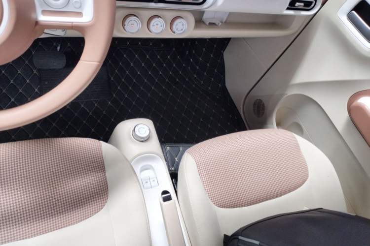 Used Wuling Hongguang MINIEV 2024 3rd Generation 215km Youth Edition