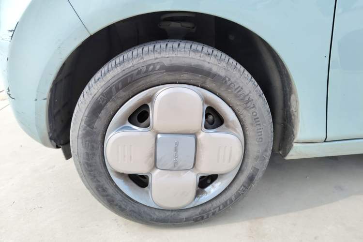 Used Geely Galaxy Panda 2024 Panda Mini 200km Endurance Bear
