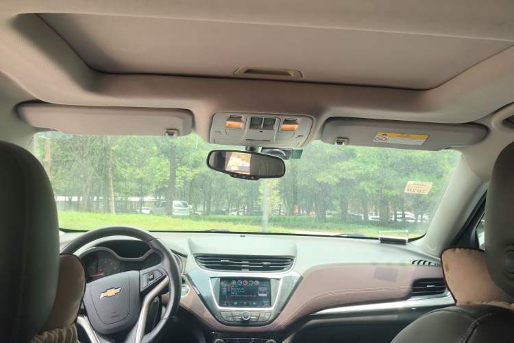 Used Chevrolet Malibu 2016 1.6T Automatic Luxury Edition Headliner