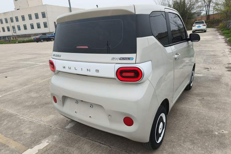 Used Wuling Hongguang MINIEV 2024 3rd Generation 215km Youth Edition Rear Right 45 Deg