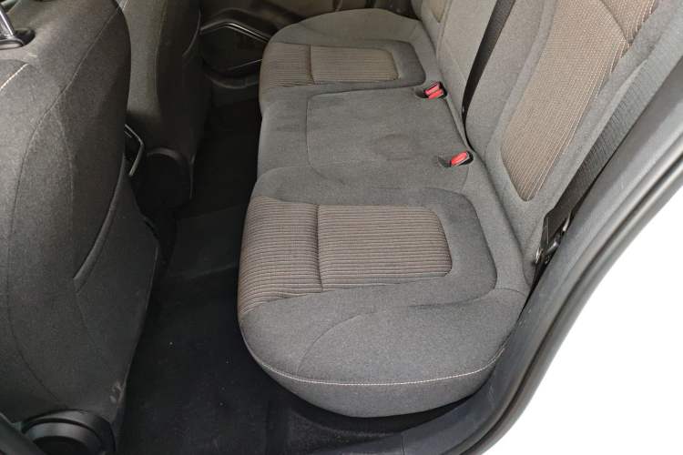 Used Bestune B70 2023 3rd Generation 1.5T Automatic Enjoyment Version 70th Anniversary Edition Left Rear Seat