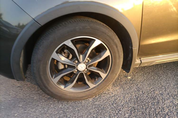 Used FAW Yingzhi G3 2016 G3S 1.5L CVT Luxury Navigation Edition
