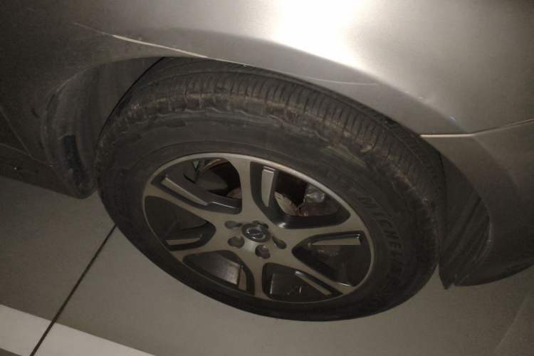 Used Volvo XC60 2014 T5 Zhiyi Edition
