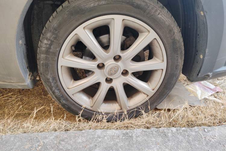 Used Dongfeng Aeolus H30 2012 CROSS 1.6L Manual Luxury Model