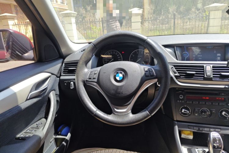 Used BMW X1 2014 sDrive18i Fashion Model Steering Wheel