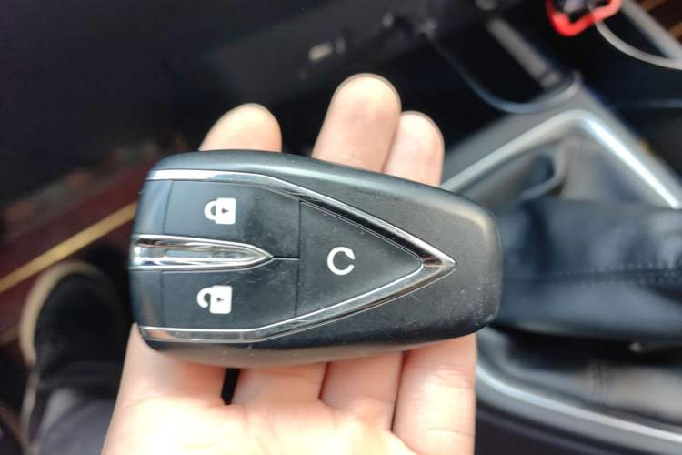 Used CHANGAN Lantop 2023 2.0T Manual 4x4 Diesel Elite Long-Box Version