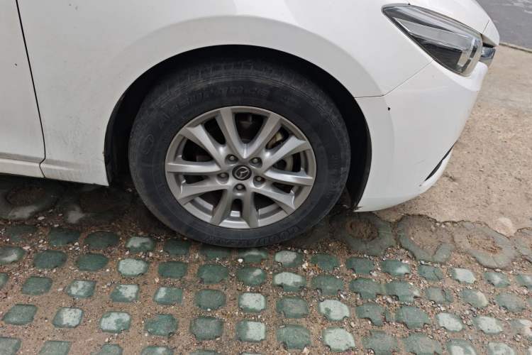 Used Mazda 3 Axela 2017 Sedan 1.5L Automatic Comfort Model Emission Standard China V