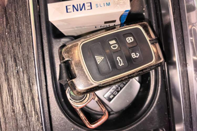 Used Land Rover Range Rover Sport 2021 3.0 L6 YAO Black Edition
