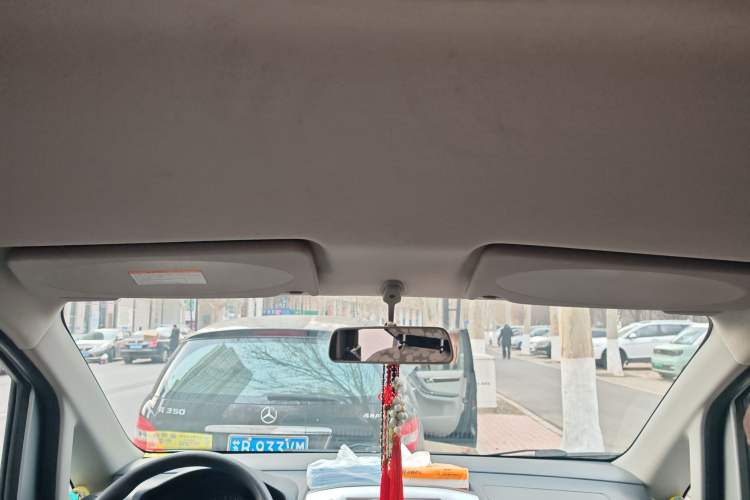 Used Nissan NV200 2011 1.6L 232 Seats Zunya Trim
