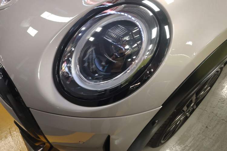 Used MINI MINI 2023 2.0T COOPER S Artist
