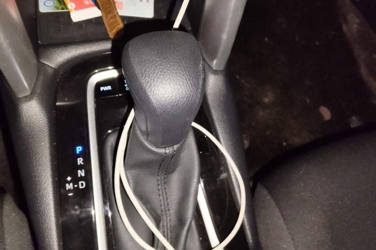 Used Toyota Corolla Cross 2024 2.0L Pioneer Edition Gear Lever