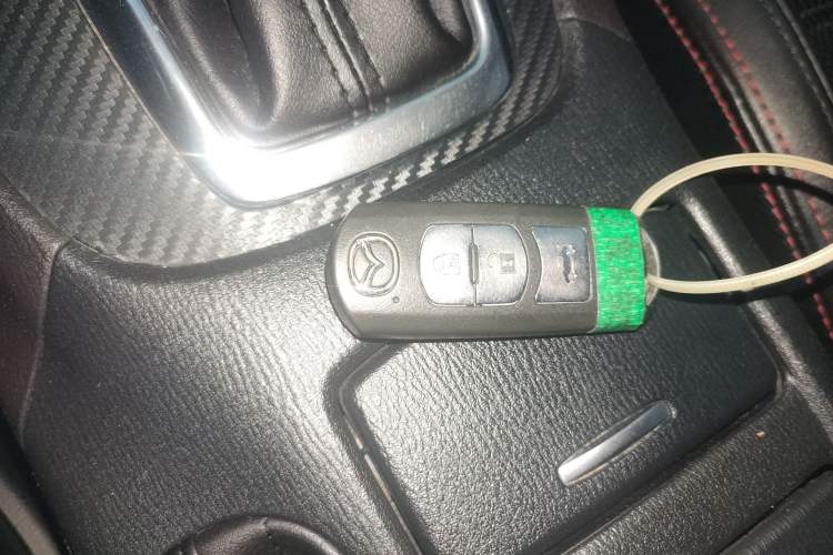 Used Mazda Atenza 2015 2.0L Blue Sky Luxury Edition
