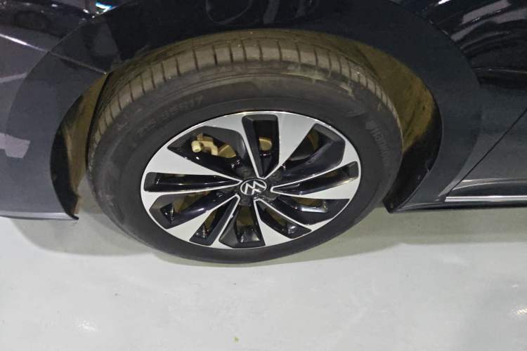 Used Volkswagen Passat 2023 330TSI Starry Elite Edition
