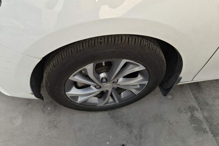 Used Buick Verano 2022 Pro 533T Enjoyment Edition Left Front Wheel Hub