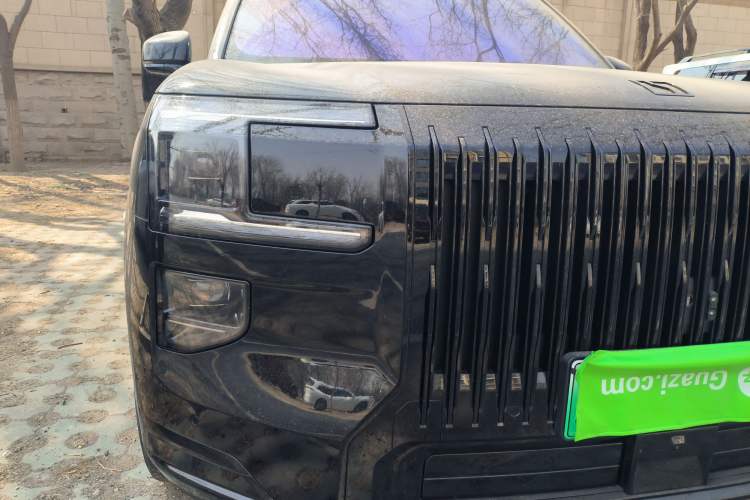 Used Zeekr 9X 2025 Moon Black Edition 70kWh
