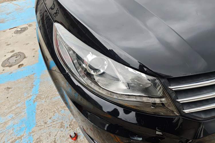 Used Dongfeng Fengon 580 2017 Revised Version 1.5T CVT Luxury Edition Right Front Headlight