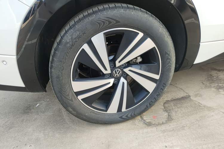 Used Volkswagen Tavendor 2024 380TSI All-Wheel Drive R-Line Cruise Edition