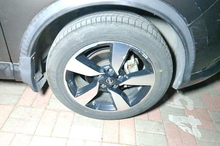 Used Nissan Qashqai 2017 2.0L CVT Luxury Edition China V Standard Right Front Wheel Hub