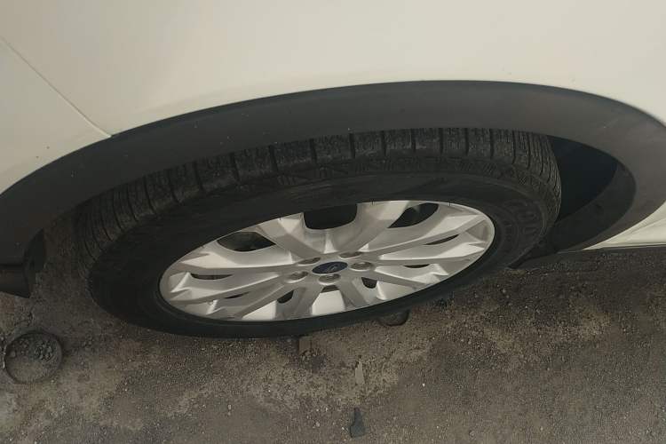 Used Ford Kuga 2015 1.5L GTDi Four-Wheel-Drive Elite Model