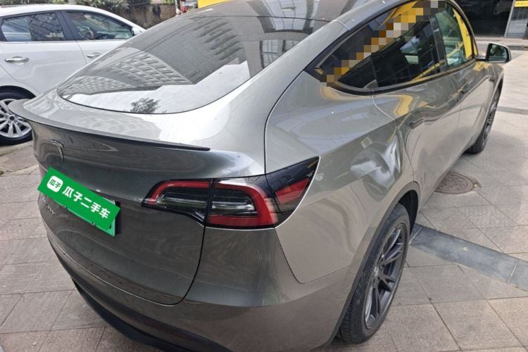 Used Tesla Model Y 2023 Rear-Wheel-Drive Version
